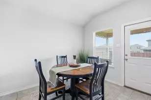 613 Whitecomb Ln, Justin, TX 76247 - Photo 12