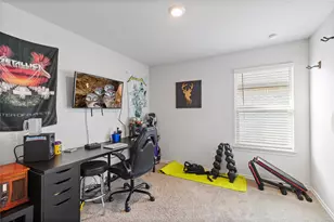 613 Whitecomb Ln, Justin, TX 76247 - Photo 22