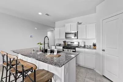 613 Whitecomb Lane, Justin, TX 76247 - Photo 10