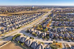 1009 Chickasaw Dr, Carrollton, TX 75010 - Photo 38