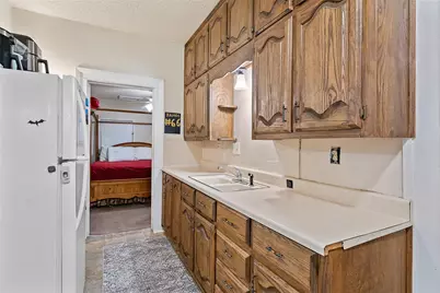 502 W 6th Street, McGregor, TX 76657 - Photo 4