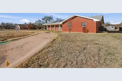 1732 22nd Street, Anson, TX 79501 - Photo 2