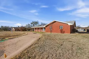 1732 22nd St, Anson, TX 79501 - Photo 2