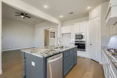 932 Hunters Creek Drive, Rockwall, TX 75087 - Photo 10