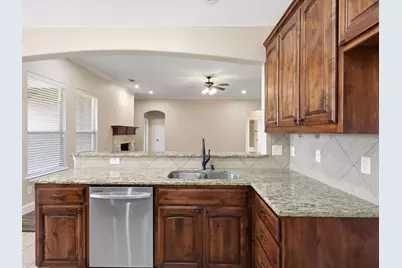 8916 Stone Top Drive, Fort Worth, TX 76179 - Photo 14