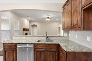 8916 Stone Top Dr, Fort Worth, TX 76179 - Photo 14