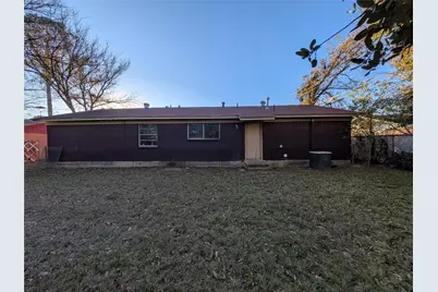 2209 Hooks Lane, Fort Worth, TX 76112 - Photo 12