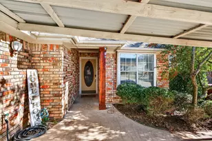 207 Gayle Cir, Bells, TX 75414 - Photo 4