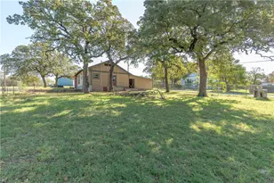 401 Harcourt St, Weatherford, TX 76086 - Photo 34