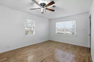 417 Houston St, Cedar Hill, TX 75104 - Photo 14