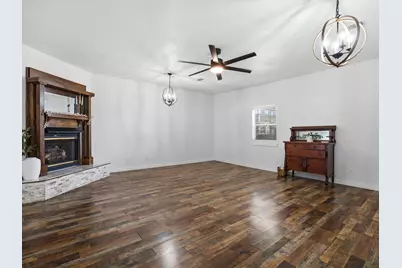 417 Houston Street, Cedar Hill, TX 75104 - Photo 8