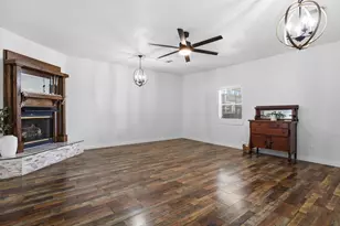 417 Houston St, Cedar Hill, TX 75104 - Photo 8