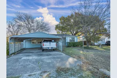 417 Houston Street, Cedar Hill, TX 75104 - Photo 4