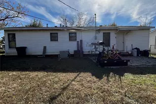 6657 Onyx Dr N, North Richland Hills, TX 76180 - Photo 1