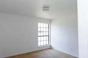 2910 Tanglewood Dr, Lancaster, TX 75134 - Photo 10