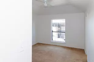 2910 Tanglewood Dr, Lancaster, TX 75134 - Photo 12