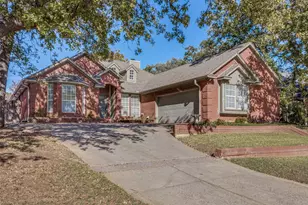 6607 Capitol Hill Dr, Arlington, TX 76017 - Photo 2