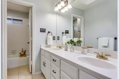6607 Capitol Hill Drive, Arlington, TX 76017 - Photo 32