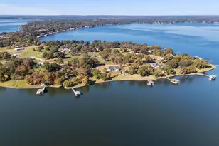 22405 Blue Water, Chandler, TX 75758 - Photo 2