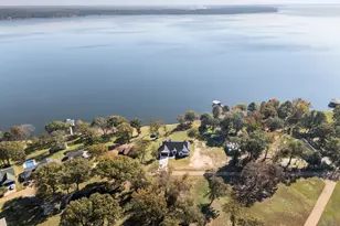 22405 Blue Water, Chandler, TX 75758 - Photo 40