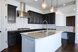 545 Via Amalfi, Irving, TX 75039 - Photo 12