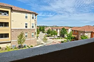 545 Via Amalfi, Irving, TX 75039 - Photo 10