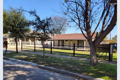 2004 Prairie Avenue, Fort Worth, TX 76164 - Photo 4