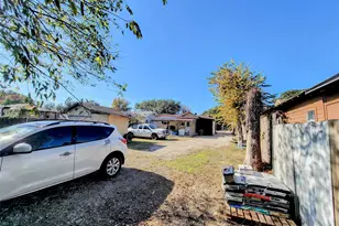 2004 Prairie Ave, Fort Worth, TX 76164 - Photo 8