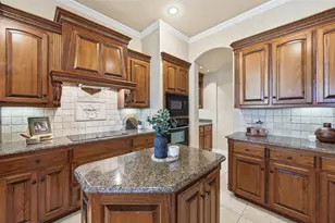 3603 Regents Park Ct., Arlington, TX 76017 - Photo 12