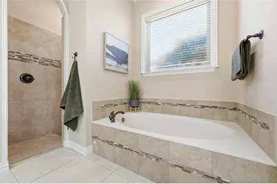 3603 Regents Park Court, Arlington, TX 76017 - Photo 6