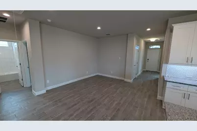 1252 Beltway Lane, Granbury, TX 76048 - Photo 4