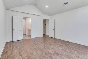 4431 Malvern Hill Rd, Grand Prairie, TX 75052 - Photo 10