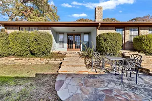 1104 Mayleaf Dr, Irving, TX 75060 - Photo 30