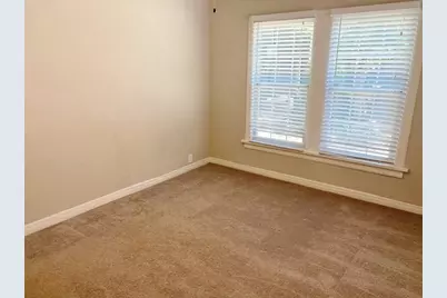 2538 Wayside Avenue, Fort Worth, TX 76110 - Photo 12