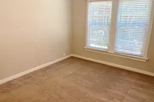 2538 Wayside Ave, Fort Worth, TX 76110 - Photo 12