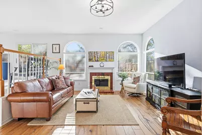 714 Meadow Bend Court, Highland Village, TX 75077 - Photo 12