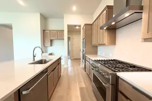 3500 Grizzly Run Dr, Burleson, TX 76028 - Photo 8