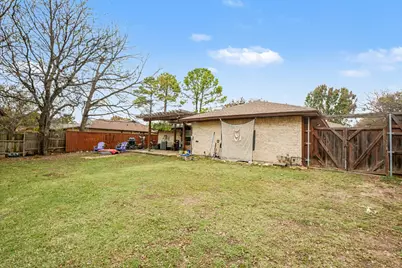 2257 Bolden Road, Irving, TX 75060 - Photo 36