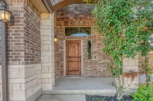 704 SALISBURY Dr, Waco, TX 76712 - Photo 2