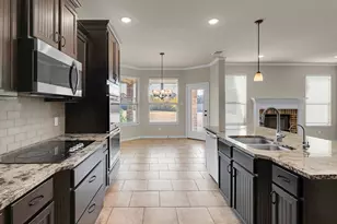 704 SALISBURY Dr, Waco, TX 76712 - Photo 12