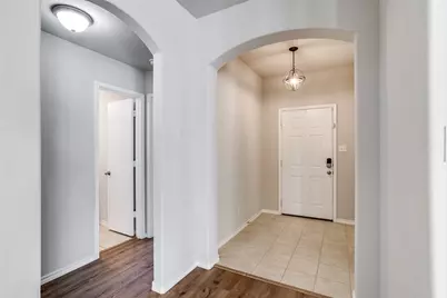 5527 Diaz Avenue, Fort Worth, TX 76107 - Photo 8