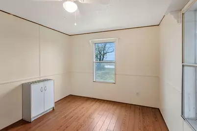 600 McDuff Avenue, Grandview, TX 76050 - Photo 30