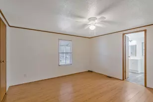 600 McDuff Ave, Grandview, TX 76050 - Photo 20