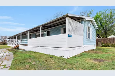 600 McDuff Avenue, Grandview, TX 76050 - Photo 6