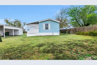 600 McDuff Avenue, Grandview, TX 76050 - Photo 4