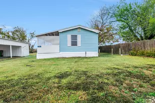600 McDuff Ave, Grandview, TX 76050 - Photo 4