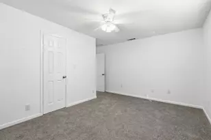 820 Blackfoot Ct, Granbury, TX 76048 - Photo 24