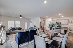 10305 Plumlee Ln, Aubrey, TX 76227 - Photo 4