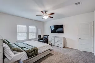 10305 Plumlee Ln, Aubrey, TX 76227 - Photo 22