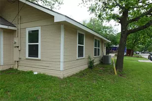 907 Hall St, McKinney, TX 75069 - Photo 2